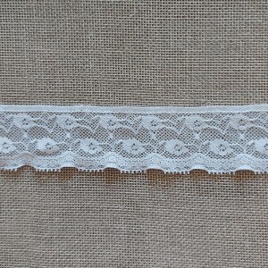 Art. 2571- White Raschel Lace  - Width 3,5 cm